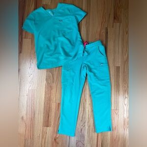 Surgical green Figs!